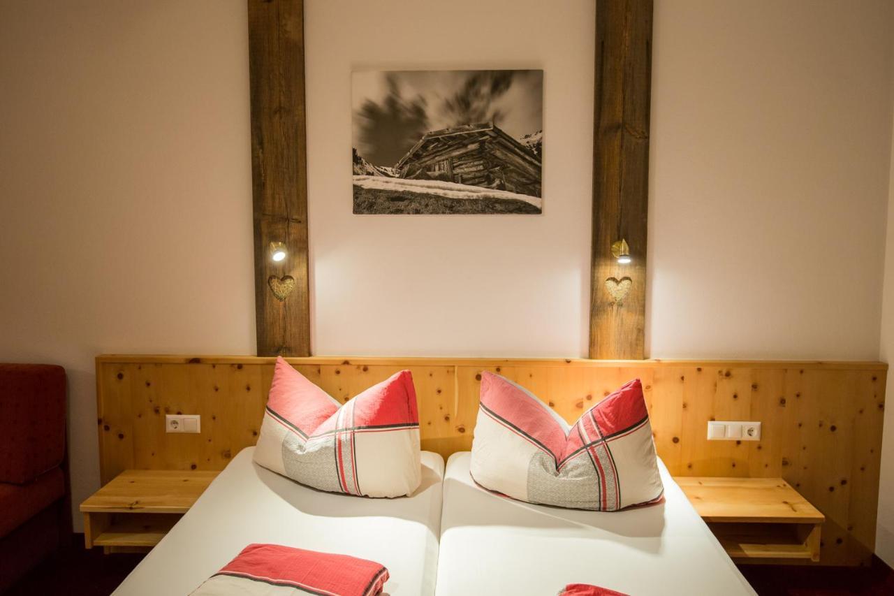 Stubaier Gletscher Xl Apartments Residenz Haus Alpenkoenig Ferienwohnungen Im Alpinen Charme Stubai Super Card Inklusive Neustift im Stubaital Exterior photo