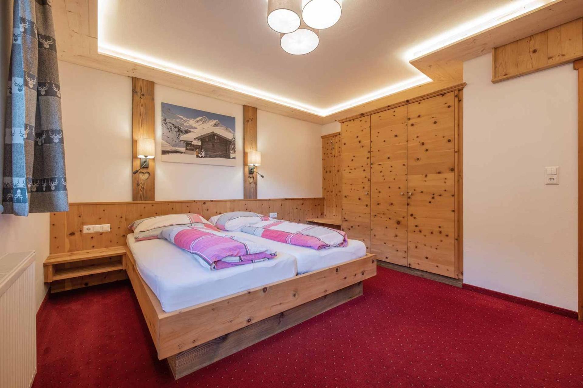 Stubaier Gletscher Xl Apartments Residenz Haus Alpenkoenig Ferienwohnungen Im Alpinen Charme Stubai Super Card Inklusive Neustift im Stubaital Exterior photo